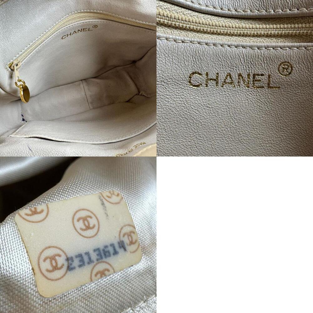 CHANEL Cream Shoulder Bag - Picture 5 of 5
